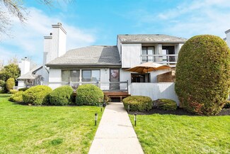 22 Wisteria Ct, Monmouth Junction, NJ 08852