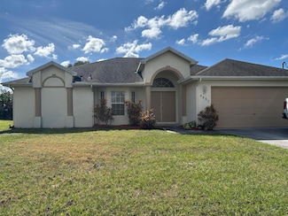 4497 SW Gadshaw Rd, Port Saint Lucie, FL 34953