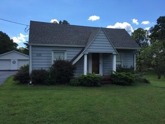 6134 N State Road 57, Petersburg, IN 47567