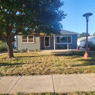 50 E 1st St NE, Hartley, IA 51346