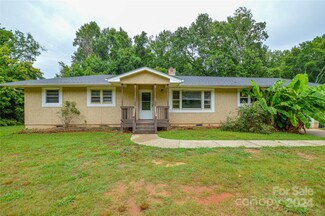 119 Rhyne Station Rd, Charlotte, NC 28214