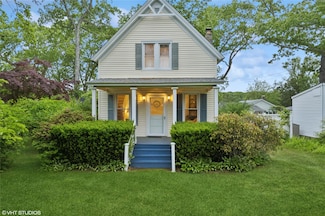 3725 Wickham Ave, Mattituck, NY 11952