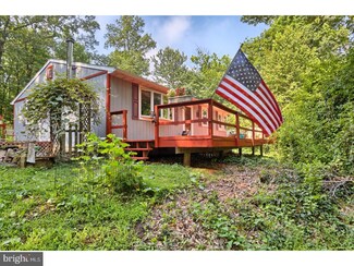 160 Quaker Hill Rd, Morgantown, PA 19543