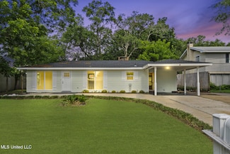 122 Carroll Ave, Long Beach, MS 39560