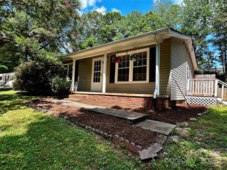 1568 Conway Ct, Granite Falls, NC 28630