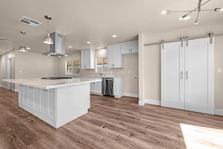 52 Cedar Cir, Folsom, CA 95630