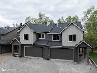 4514 Grumman St, Anchorage, AK 99507