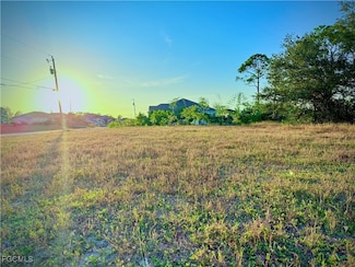 1723 NW 26th St, Cape Coral, FL 33993