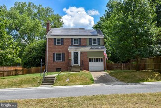 8205 Meadowbrook Ln, Chevy Chase, MD 20815