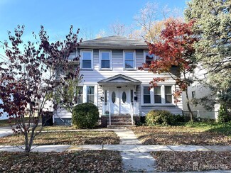 140 Barnard St, Highland Park, NJ 08904