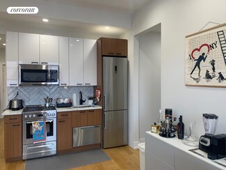 12 Crown St Unit F14, Brooklyn, NY 11225