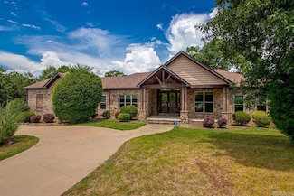 14020 Fern Valley Ln, Little Rock, AR 72211