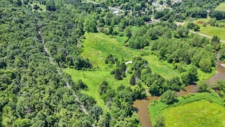 1517 Nanticoke Dr, Endicott, NY 13760