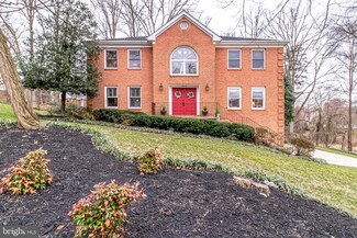 3826 Lacy Blvd, Falls Church, VA 22041