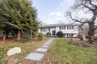 222 Blackstone St, Bellingham, MA 02019