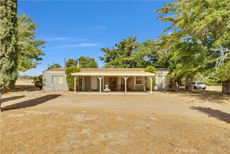 5150 Yucca Terrace Rd, Phelan, CA 92371