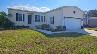 2675 Pier Dr, Ruskin, FL 33570