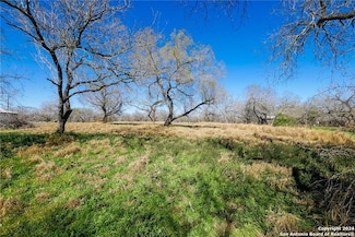 5452 Farm To Market 666, Mathis, TX 78368