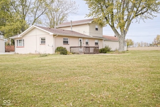 216 E Elm St, Jamestown, IN 46147