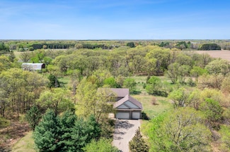 25100 Lincoln Dr NE, Isanti, MN 55040