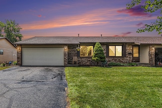 2950 Porter Ct SW, Grandville, MI 49418