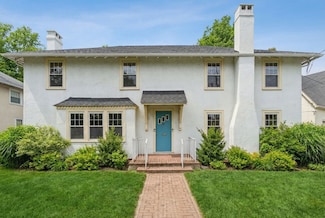 312 Edge Hill Rd, Milton, MA 02186