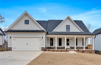 22 Rock Ridge Ct SE, Cartersville, GA 30120
