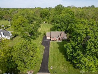 2182 La Grange Rd, Beavercreek, OH 45431