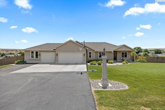 98817 Canyon View Dr, Kennewick, WA 99338