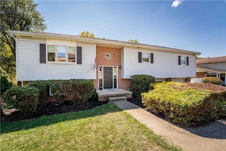 56 Ruble Dr, Uniontown, PA 15401