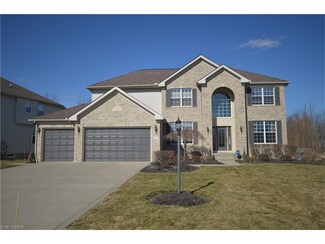 4195 Morley Dr, Aurora, OH 44202