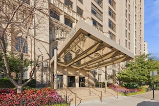 680 N Lake Shore Dr Unit 506, Chicago, IL 60611