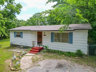 714 S Maple St, Sapulpa, OK 74066