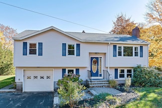 30 Sanborn Rd, Hampton, NH 03842