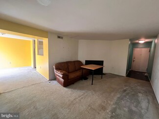 8693 Greenbelt Rd Unit 102, Greenbelt, MD 20770