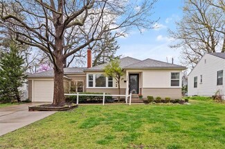7220 Roe Ave, Prairie Village, KS 66208