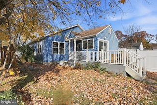339 Beach Ave, Pasadena, MD 21122