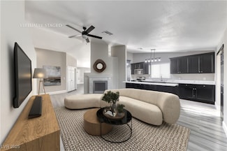 807 Mesa Pine Ct, Henderson, NV 89015