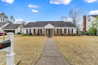 8619 Pepper Bush Ln, Germantown, TN 38139