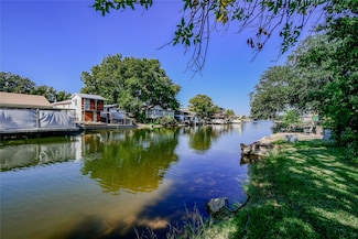 3410 Pago Ct, Granbury, TX 76048