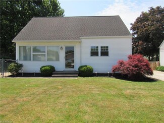 1128 Flanders Ave, Akron, OH 44314