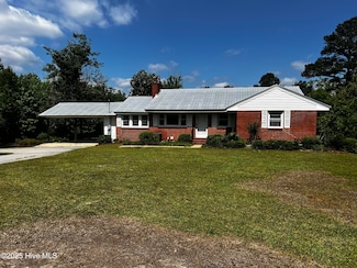 323 Hoover Rd, White Oak, NC 28399