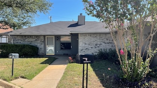 2209 Madrid Ct, Arlington, TX 76013