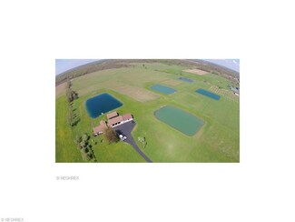 2277 Sentinel Rd, Dorset, OH 44032