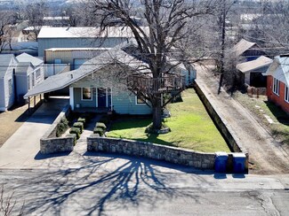 225 S 3rd St, Albany, TX 76430