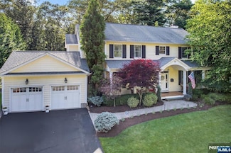 66 Dogwood Terrace, Ramsey, NJ 07446