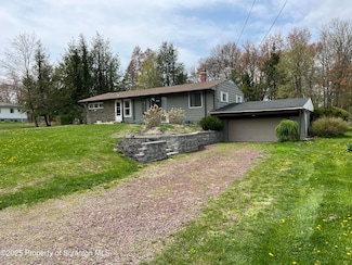 104 Shady Dr, Roaring Brook Township, PA 18444