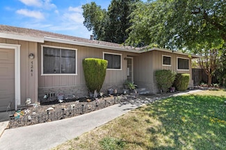 7241 Camino Del Rey St, Sacramento, CA 95831