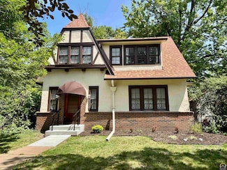 1510 NW Grove Ave, Topeka, KS 66606