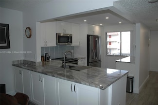 3571 Inverrary Dr Unit 201, Lauderhill, FL 33319